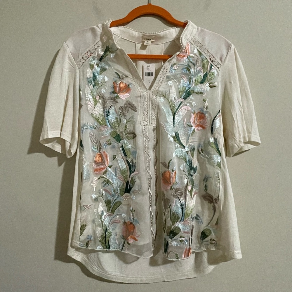 Anthropologie top w tags